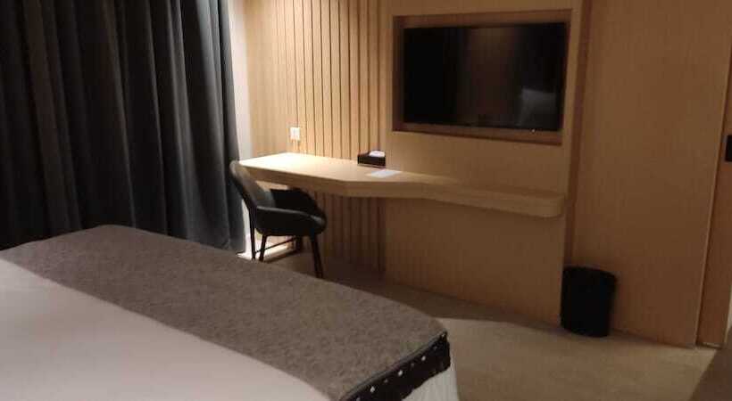 סוויטה, Eastern  Bojonegoro