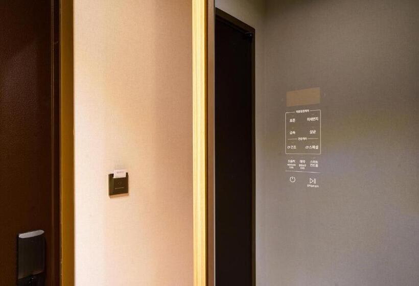 스탠다드 룸, Act Tourist