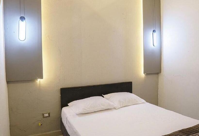 スタンダードルーム, Access Blue Cristal