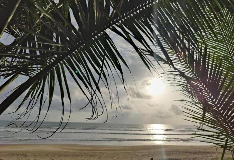 Pokój Deluxe Widok Boczny Morze, Neelchand