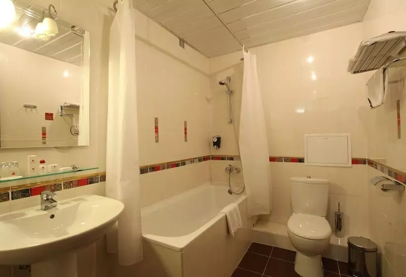 シティビュージュニアスイート, Azimut Hotel Nizhniy Novgorod