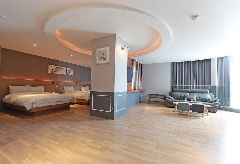 Suíte Executivo, Benikea Swiss Rosen