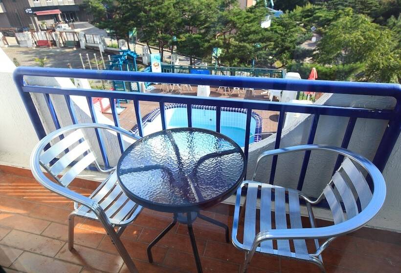 Suíte Familiar, Benikea Swiss Rosen