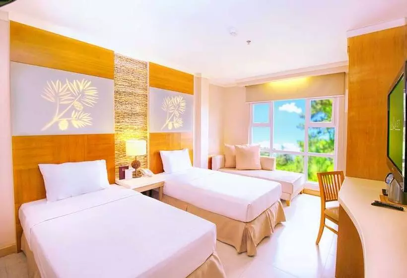 اتاق لوکس, Chalet Baguio