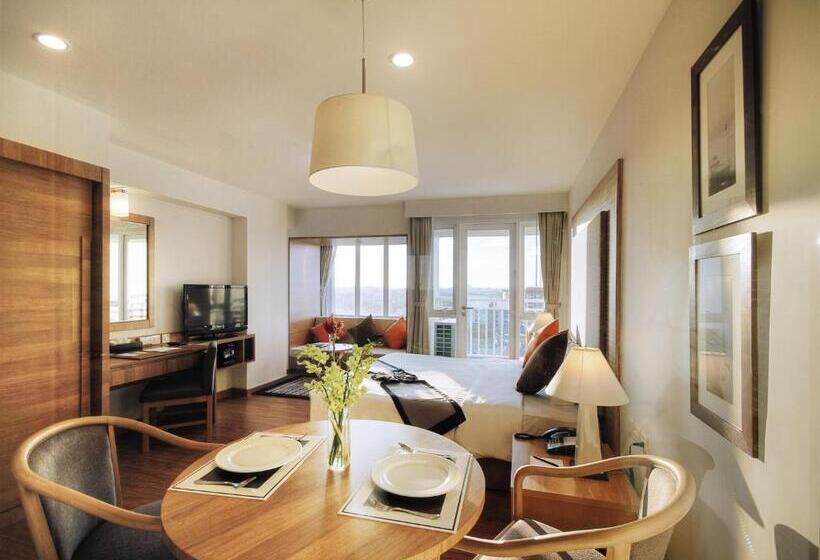 디럭스 룸, Classic Kameo Hotel & Serviced Apartment, Rayong