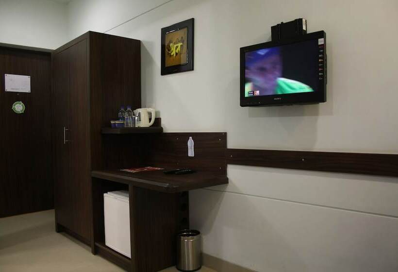 Номер Стандарт, Ginger  Faridabad