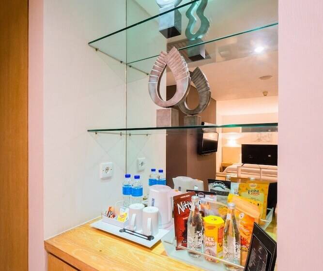 جناح جونيور, Grand Jatra Hotel Balikpapan