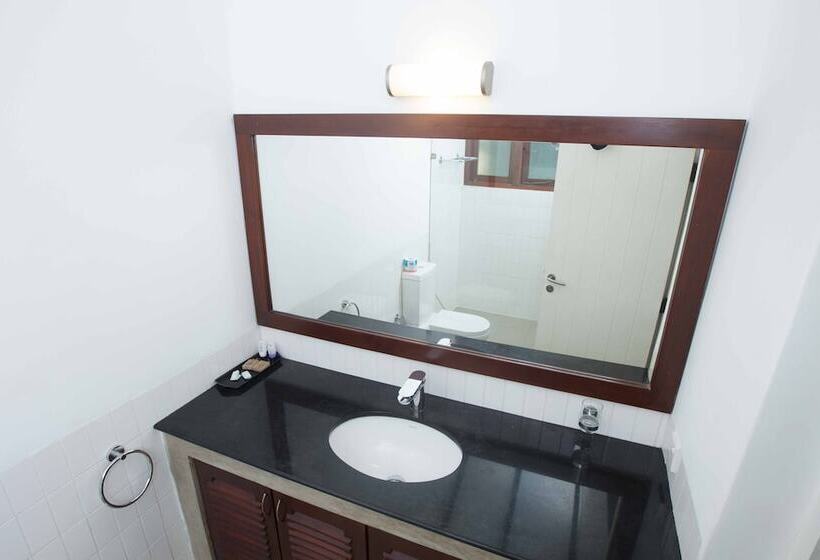 Camera Deluxe, Jaffna Heritage