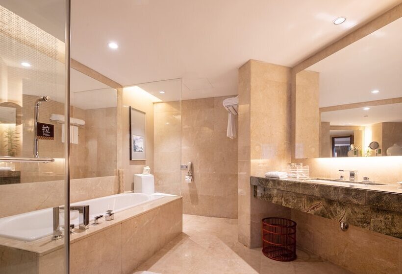 Superior Suite, Shenzhen L.gem