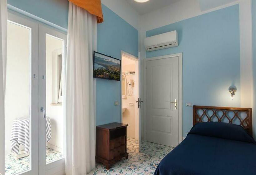 غرفة قياسية فردية, Mignon Meuble