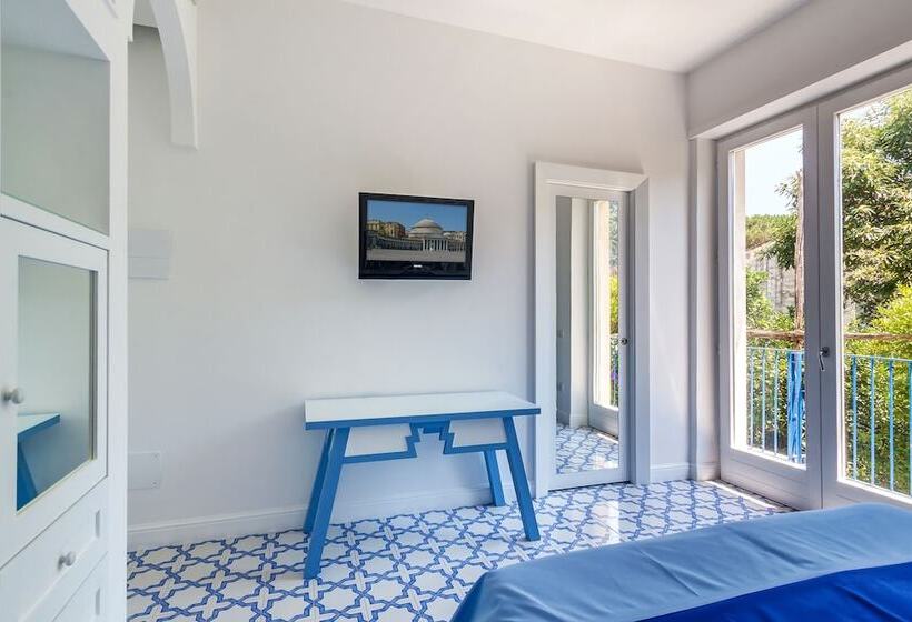 غرفة قياسية فردية, Mignon Meuble