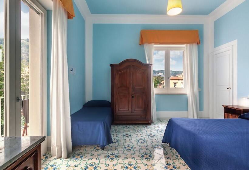 غرفة قياسية ثلاثية, Mignon Meuble