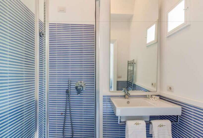 غرفة قياسية, Mignon Meuble