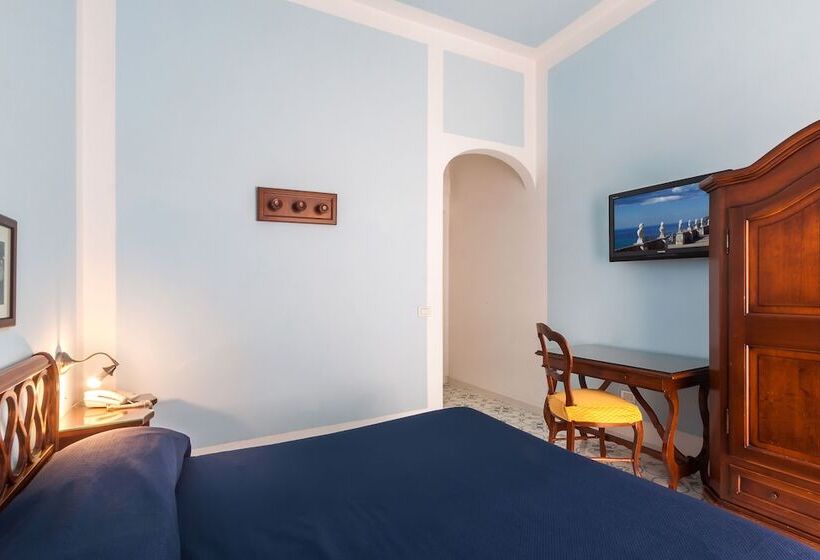 غرفة قياسية ثلاثية, Mignon Meuble