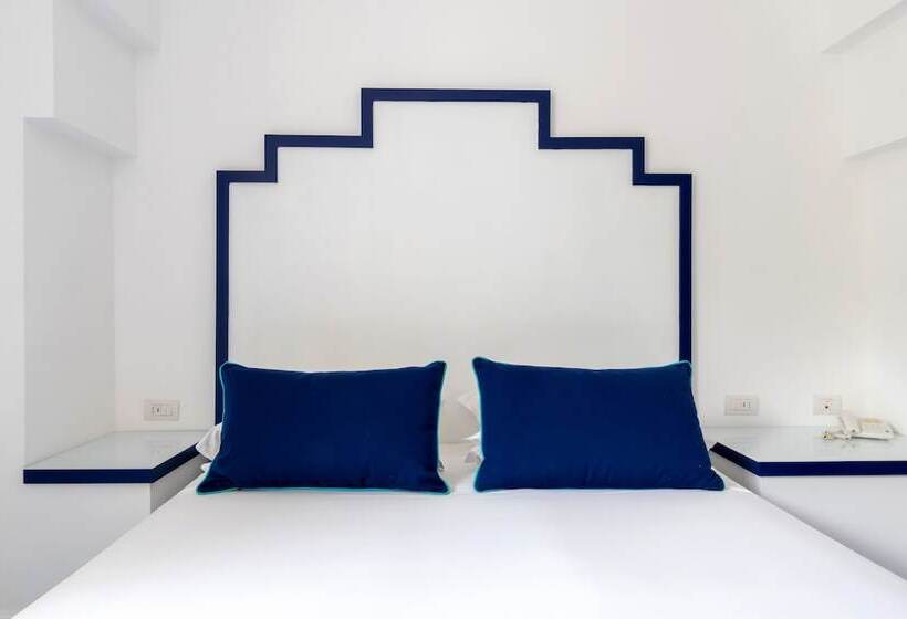 غرفة قياسية مطلّة علي الحديقة, Mignon Meuble