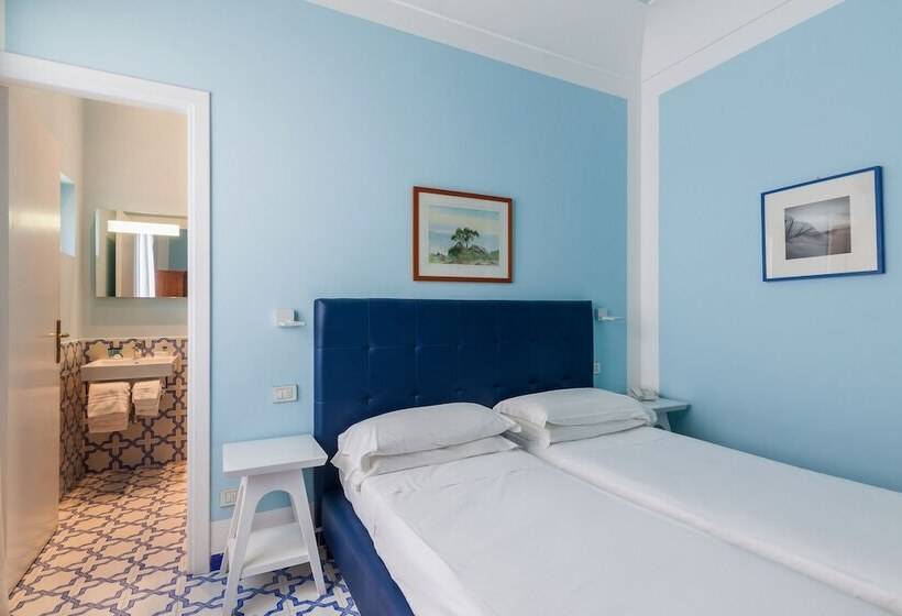 غرفة قياسية ثلاثية, Mignon Meuble