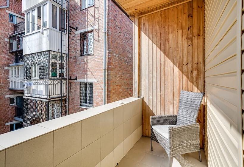 סוויטה, Park City Rose