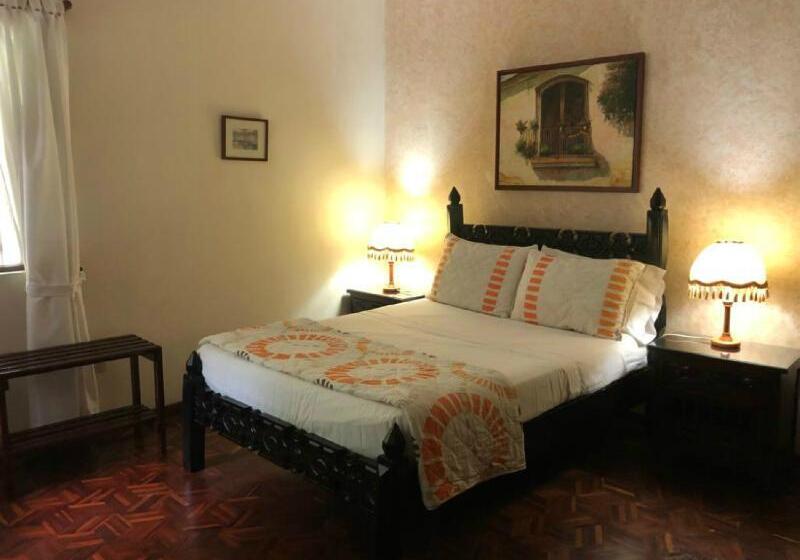 Номер Стандарт Индивидуальный, Stein Colonial