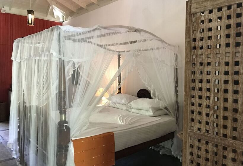 标准间, Thambapanni Retreat