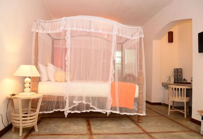 Классический Номер, Thambapanni Retreat