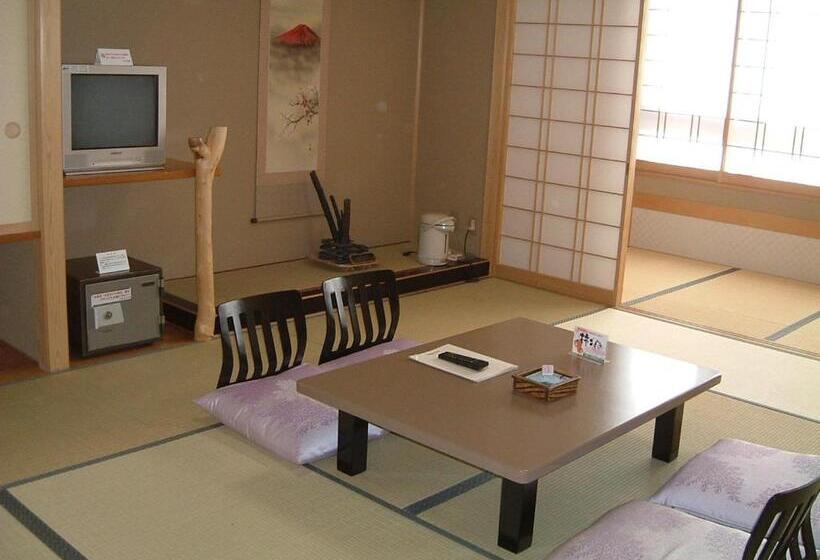 غرفة عائلية, Yuttarinosato Inaka