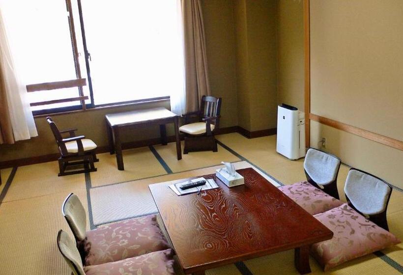 غرفة عائلية, Yuttarinosato Inaka