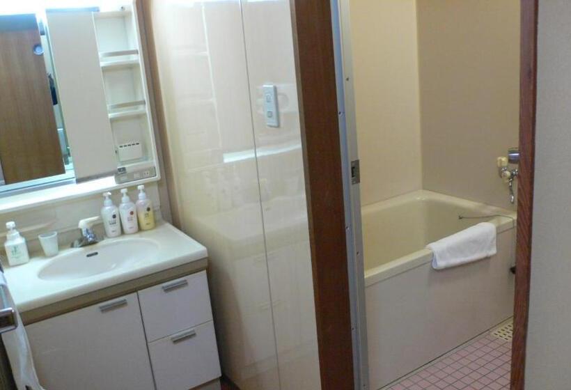 غرفة عائلية, Yuttarinosato Inaka