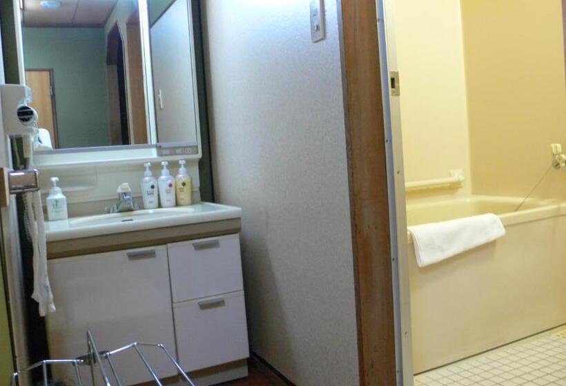 غرفة عائلية مطلّة علي الحديقة, Yuttarinosato Inaka