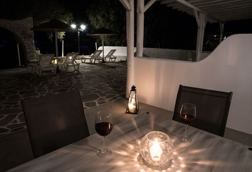 סטודיו סופריור, Ostria Studios & Apartments