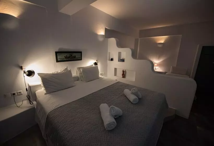 スーペリアスタジオ, Ostria Studios & Apartments