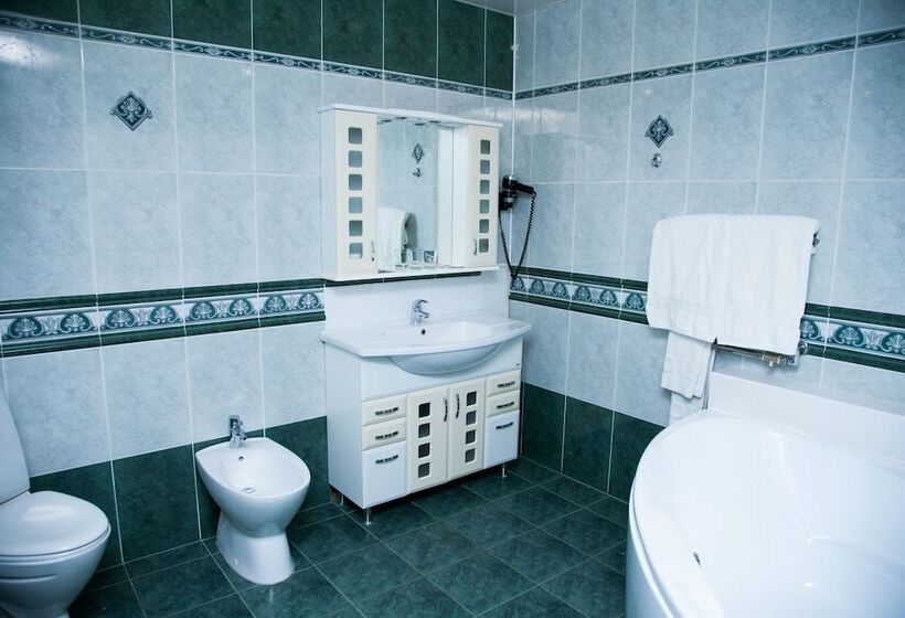 سوییت, Premier Hotel Kostroma