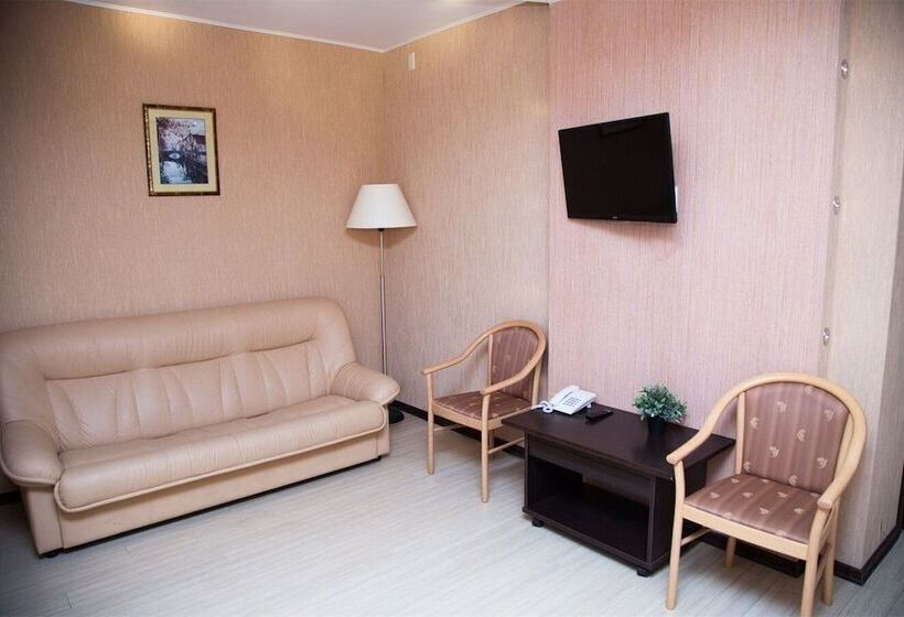 סוויטה, Premier Hotel Kostroma