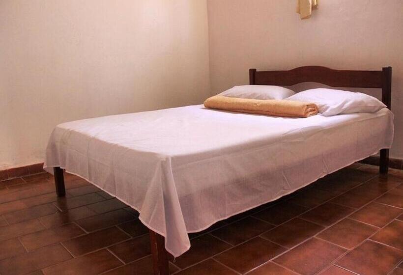 חדר סטנדרט, Hostel Universo