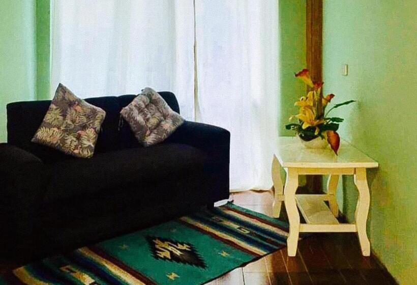 חדר דלוקס, Reddoorz @ Thomasville Inland Resort Brgy. 2