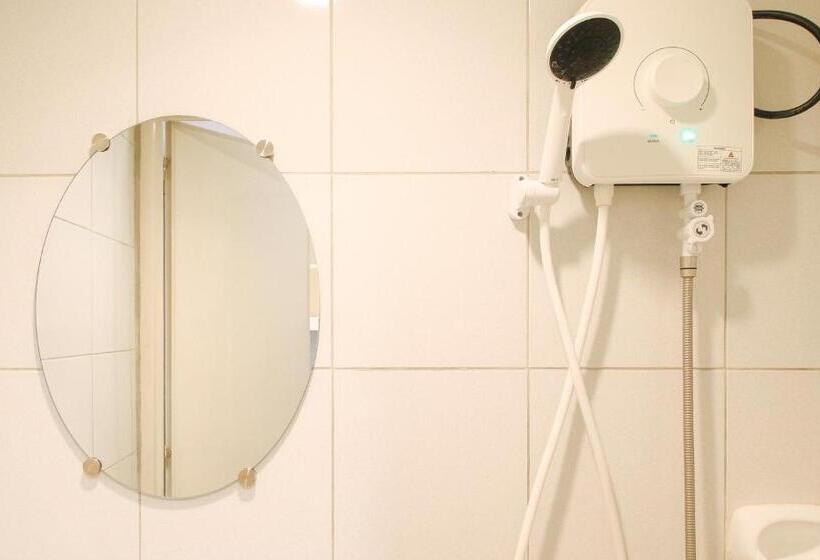 חדר משפחתי, Reddoorz @ Thomasville Inland Resort Brgy. 2