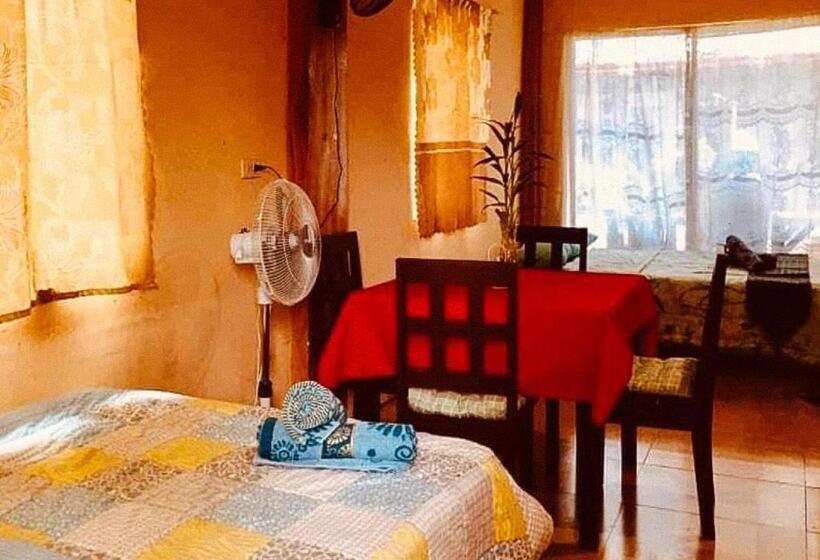 חדר סטודיו סטנדרד, Reddoorz @ Thomasville Inland Resort Brgy. 2