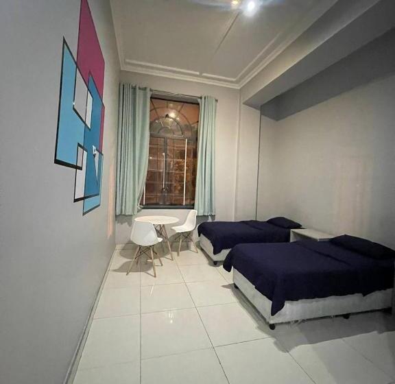 غرفة قياسية, Ikhaya