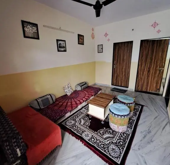 スタンダード４人部屋, Jaipur View