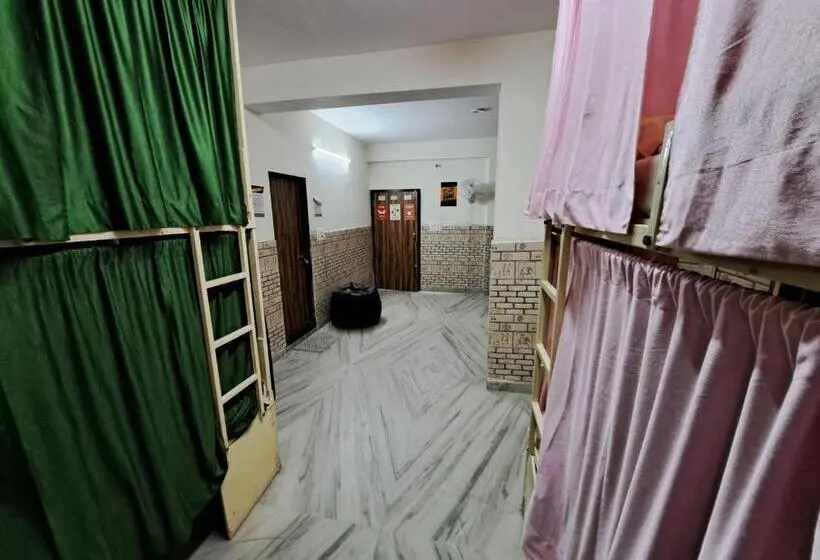 ルームシェアのワンベッド, Jaipur View