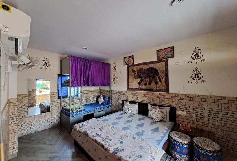 디럭스 패밀리 룸, Jaipur View