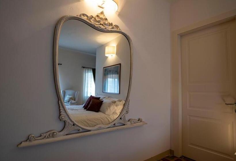 غرفة قياسية ثلاثية, Locanda Dell Oleificio