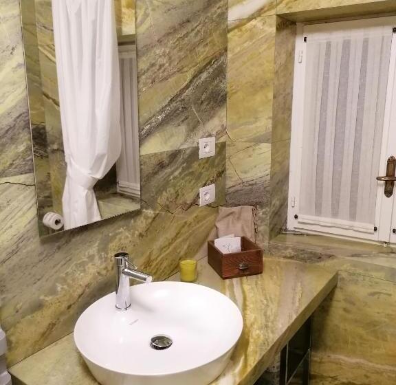 جناح, Locanda Dell Oleificio