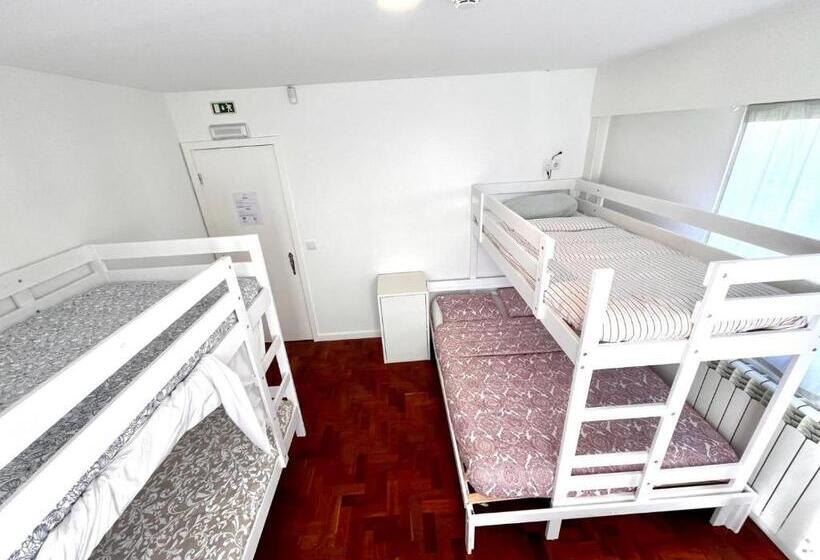 سرير فى غرفة مشتركه, Hostel Do Alto   Fão