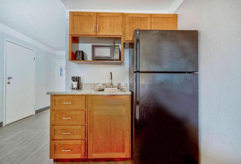 غرفة قياسية سرير كينج, Studio 6 Bartlesville  Ok