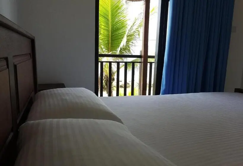 اتاق لوکس با بالکن و چشم‌انداز دریا, Horizon Palace   Kabalana
