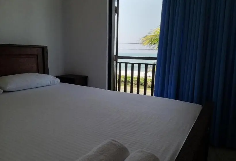 اتاق لوکس با بالکن و چشم‌انداز دریا, Horizon Palace   Kabalana