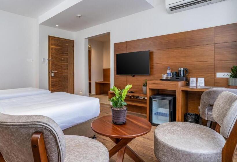 高级大房间, Oshin