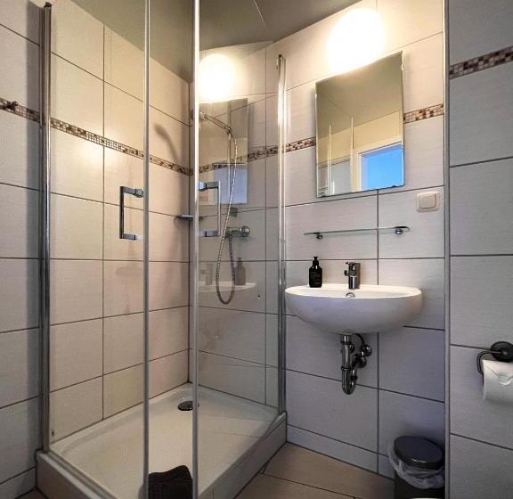 Апартаменты 1 Спальня Вид на Море, Apartments Am Hafen