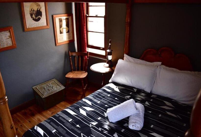 חדר סטנדרט, Story Bank Mandurama