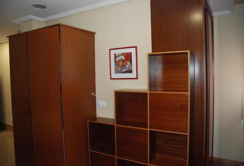 חדר יחיד בסיסי, Apartahotel Fc Catedral